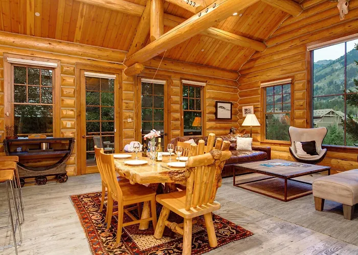 Holiday home Abode At Moosehead *